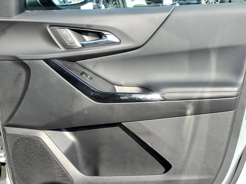 Used 2025 Chevrolet Equinox LT image 20