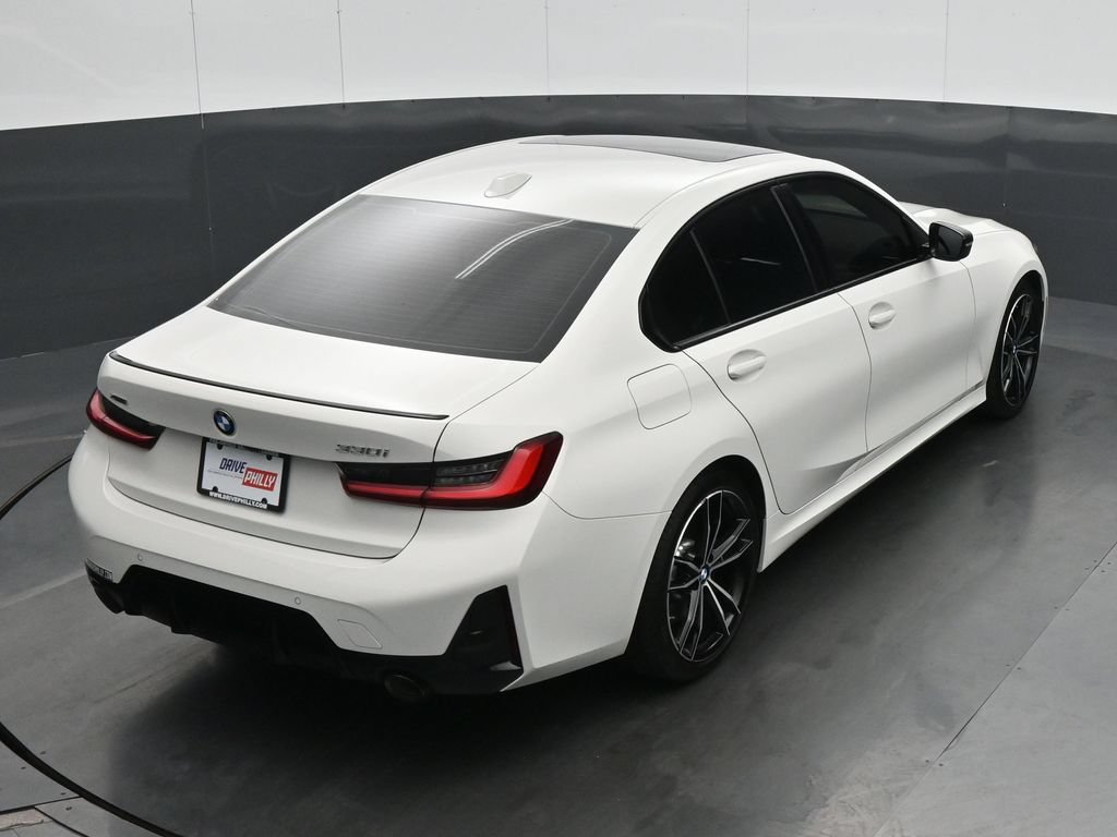 Used 2024 BMW 330i xDrive Sedan AWD/4WD image 22