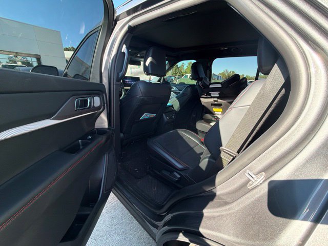 Used 2025 Ford Explorer ST w/ Sun And Sound Package AWD/4WD image 25