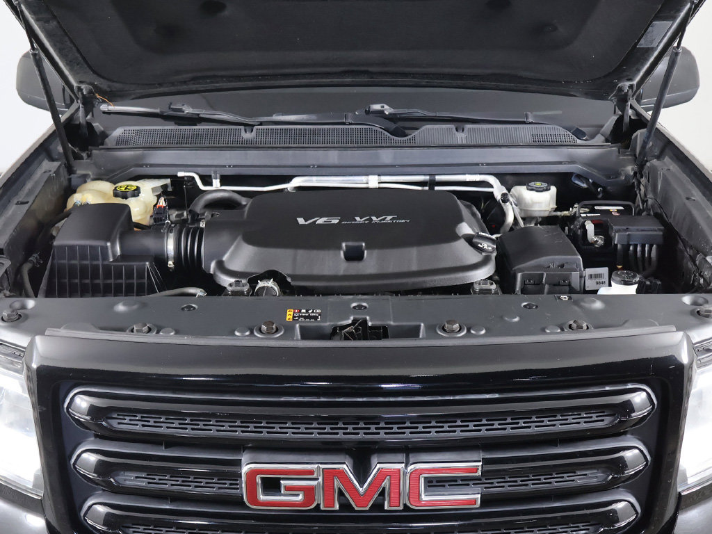 Used 2018 GMC Canyon All Terrain w/ Trailering Package AWD/4WD image 18