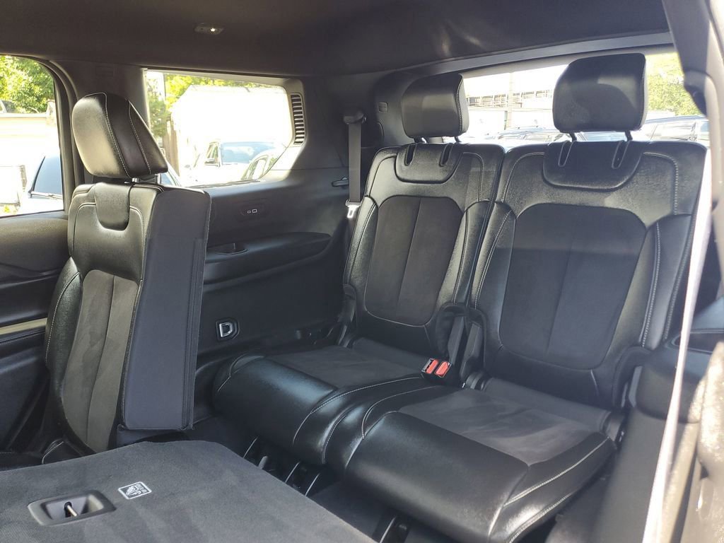 Used 2024 Jeep Grand Cherokee L Laredo AWD/4WD image 14