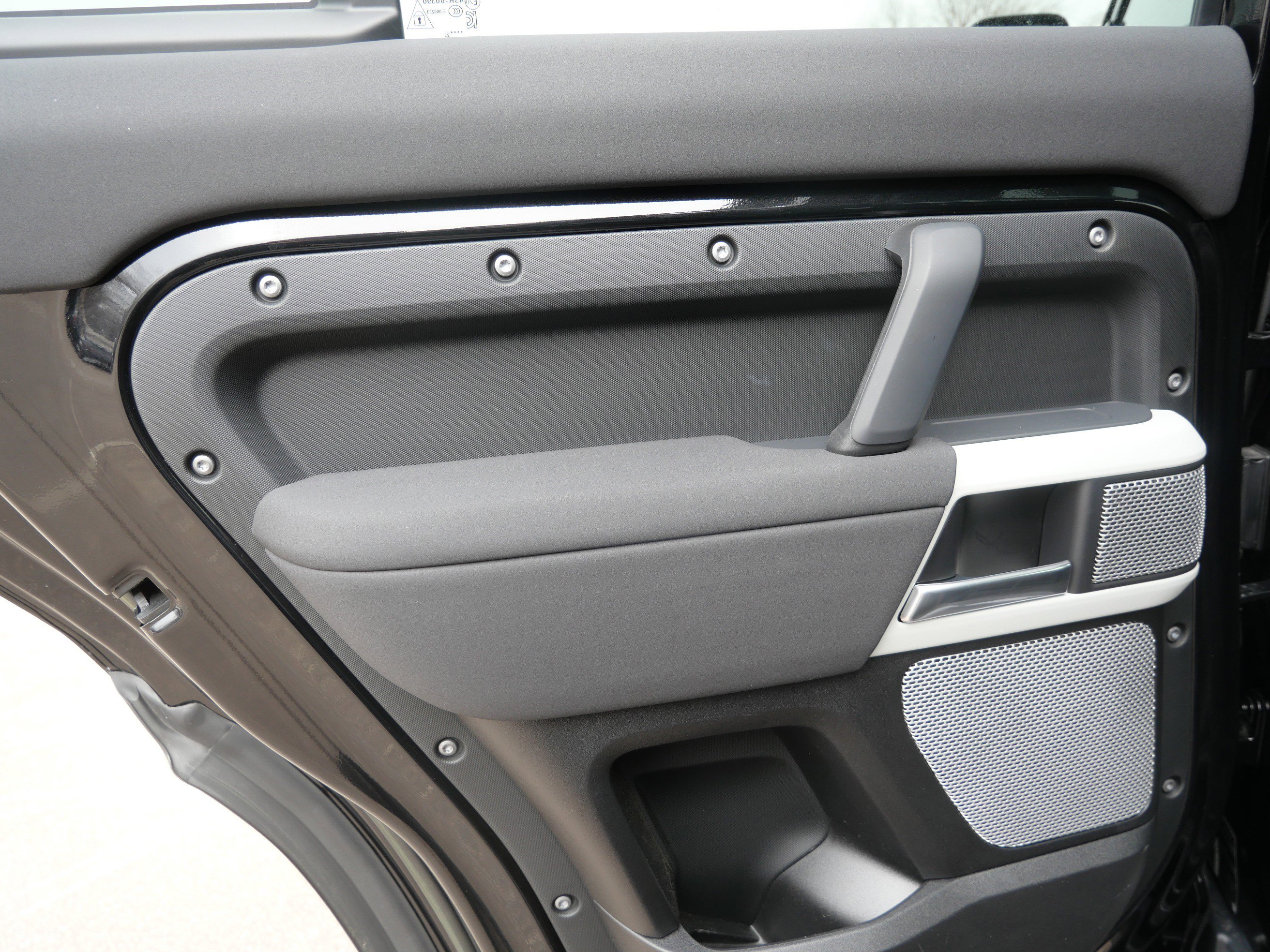 Certified 2023 Land Rover Defender 130 SE image 15