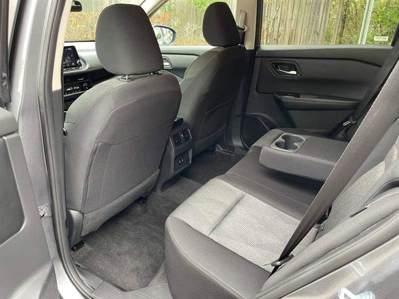 Used 2024 Nissan Rogue SV image 13