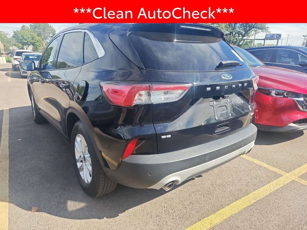 Used 2020 Ford Escape SE FWD image 4