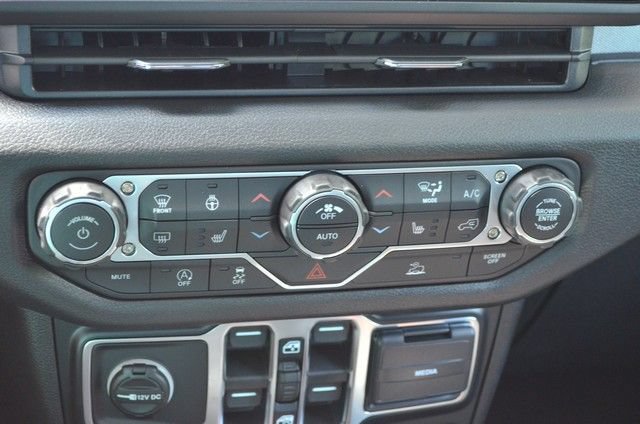 New 2026 Jeep Gladiator Sport AWD/4WD image 27