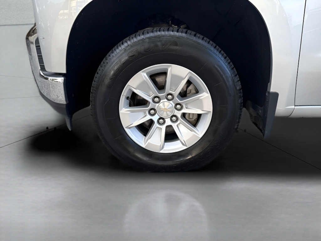 Used 2022 Chevrolet Silverado 1500 LT AWD/4WD image 4