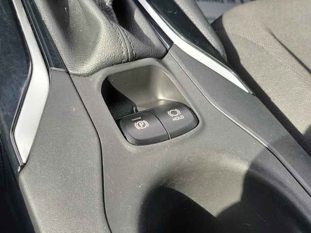 Used 2022 Toyota Corolla Cross LE w/ Moonroof Package FWD image 27