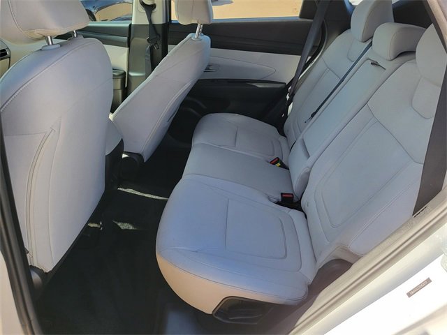 Certified 2025 Hyundai Tucson SE image 11