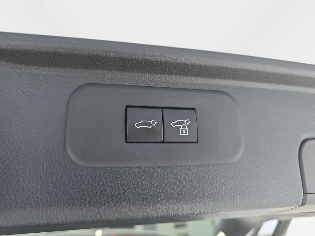 Used 2025 Toyota Grand Highlander AWD Hybrid image 31