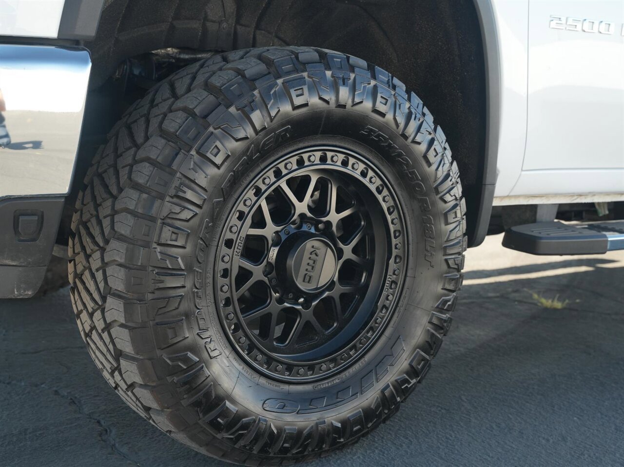 Used 2025 Chevrolet Silverado 2500 LT w/ Convenience Package AWD/4WD image 10