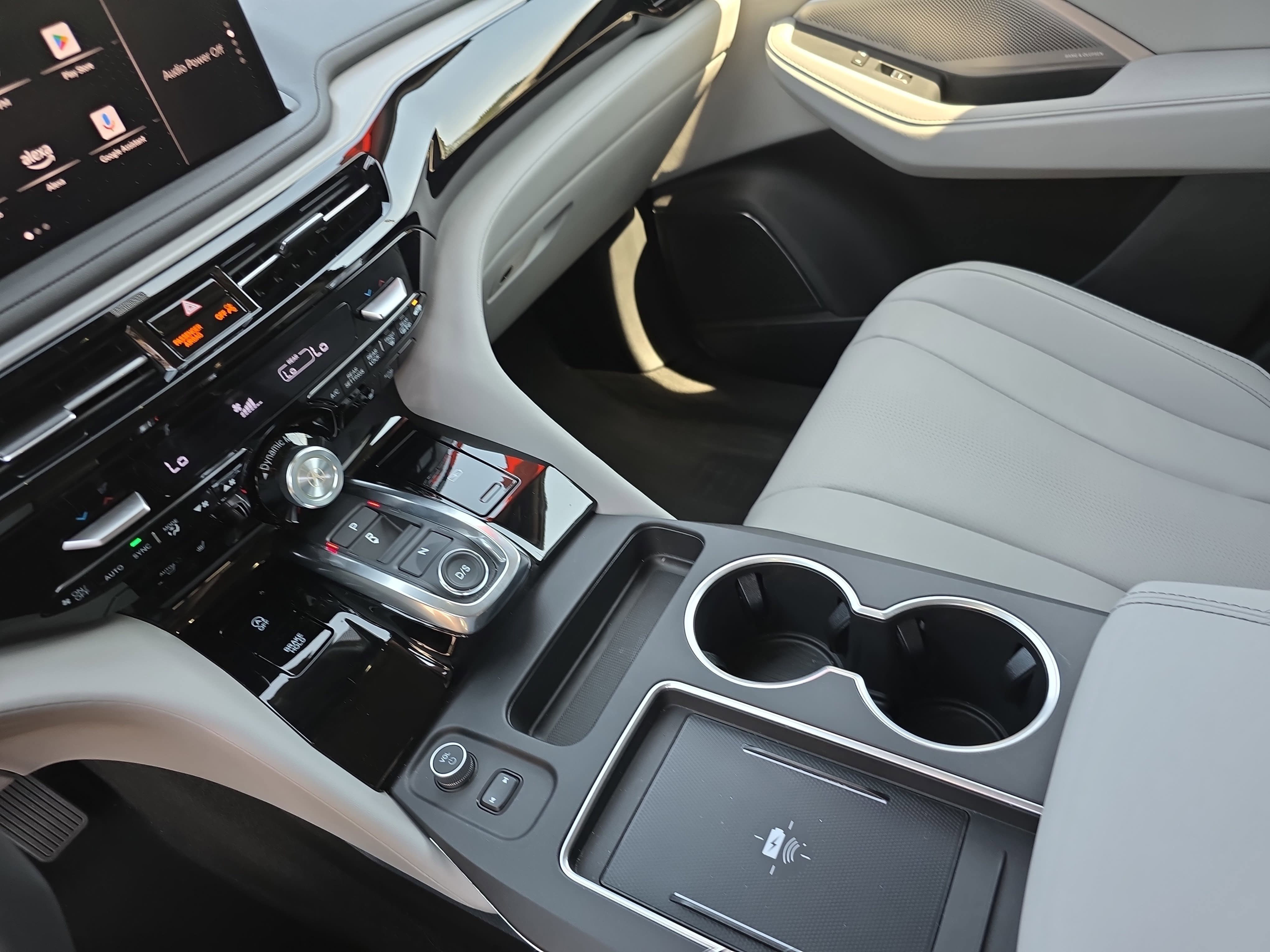 Certified 2026 Acura MDX FWD w/ Technology Package image 23