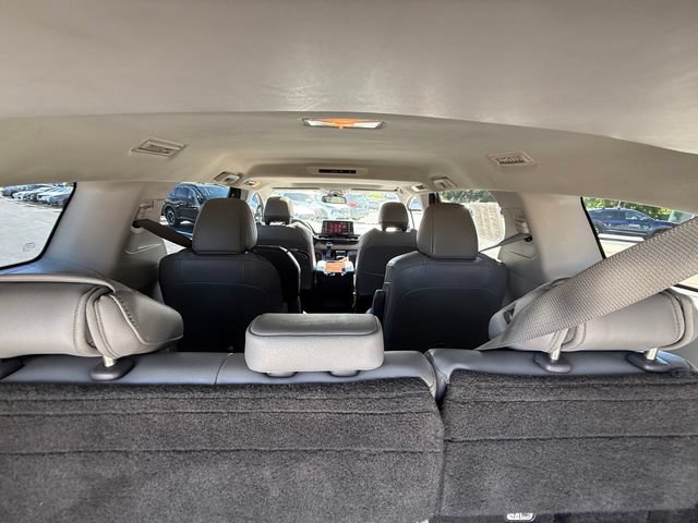Used 2021 Toyota Sienna XLE FWD image 31