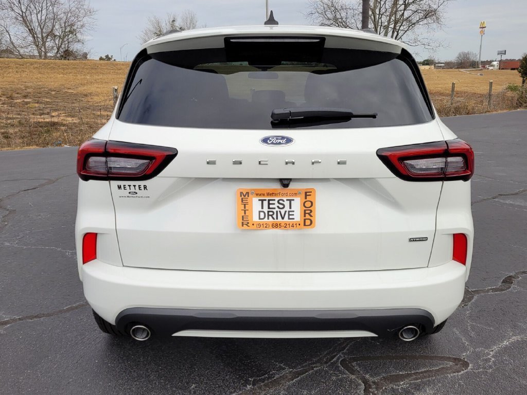 Used 2024 Ford Escape ST-Line w/ Equipment Group 301A FWD image 9