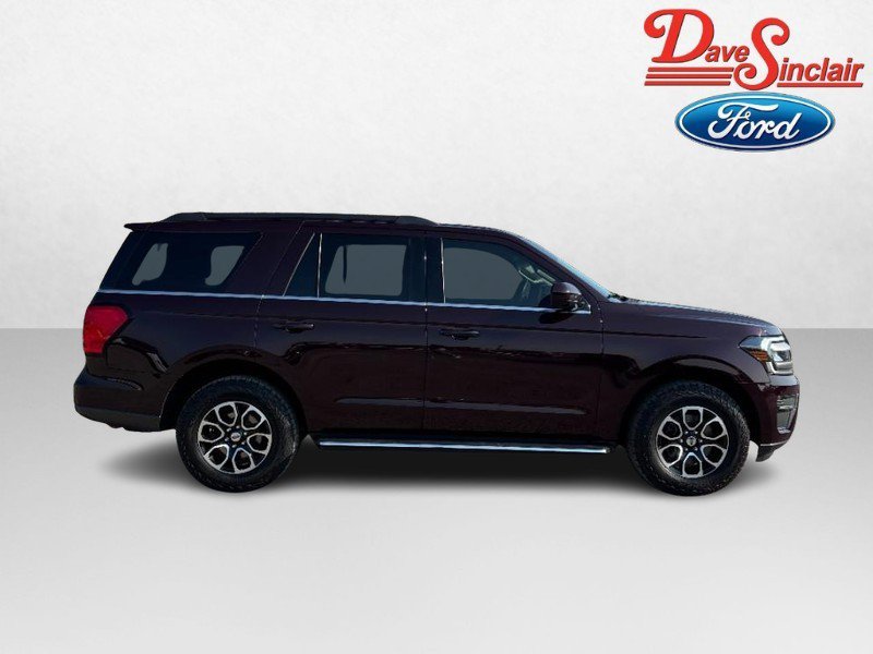 Used 2023 Ford Expedition XLT AWD/4WD image 5