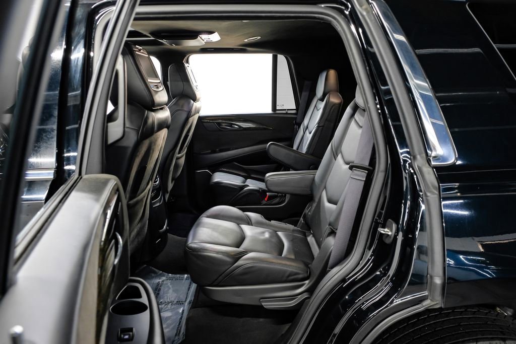 Used 2016 Cadillac Escalade Platinum RWD image 48
