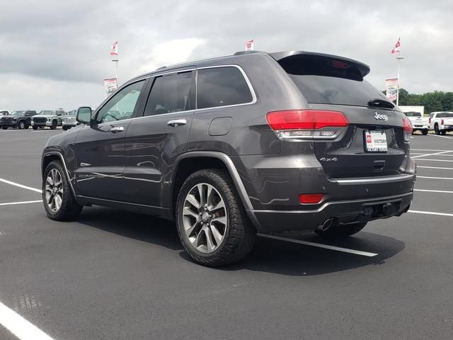 Used 2018 Jeep Grand Cherokee Overland AWD/4WD image 8