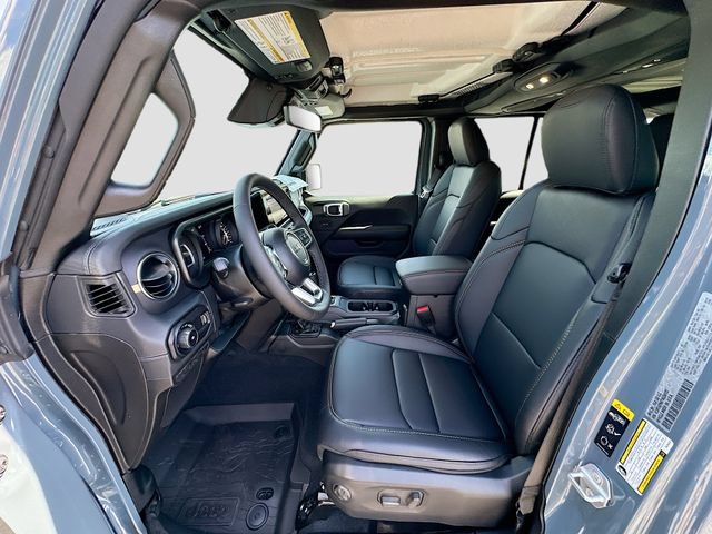 New 2026 Jeep Wrangler Unlimited Sahara AWD/4WD image 16
