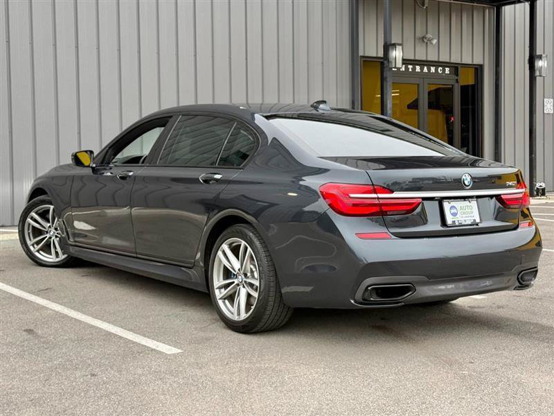 Used 2016 BMW 740i RWD image 8