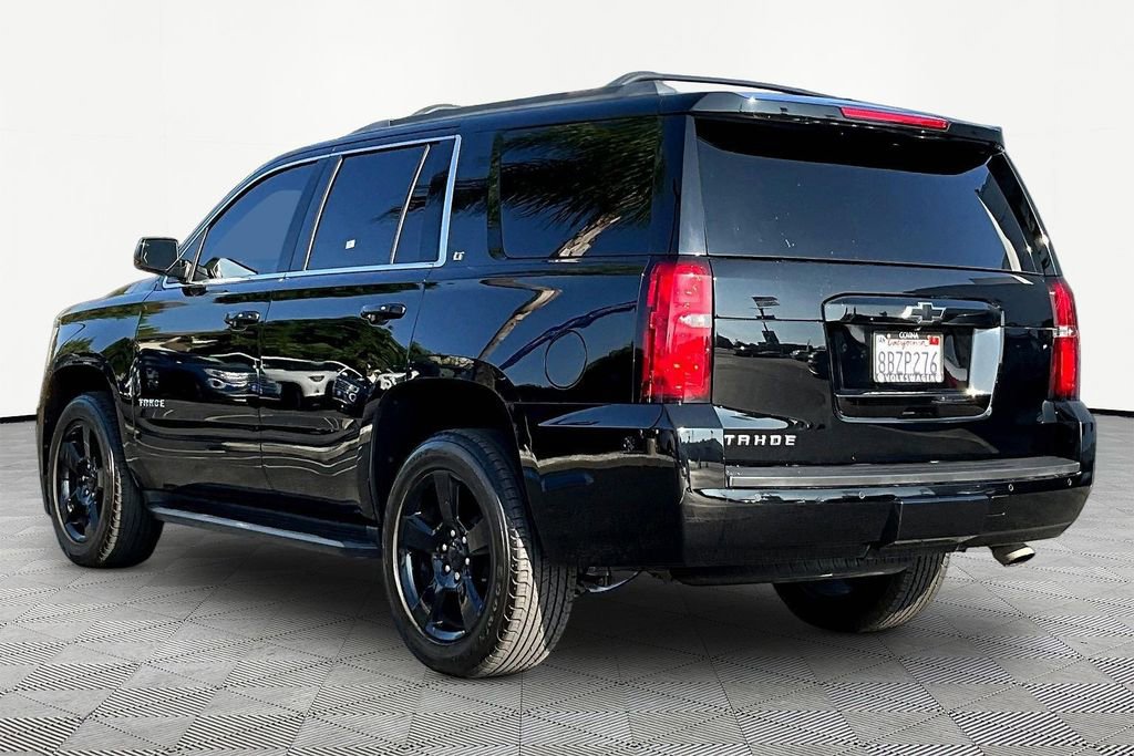 Used 2018 Chevrolet Tahoe LT w/ Luxury Package RWD image 4