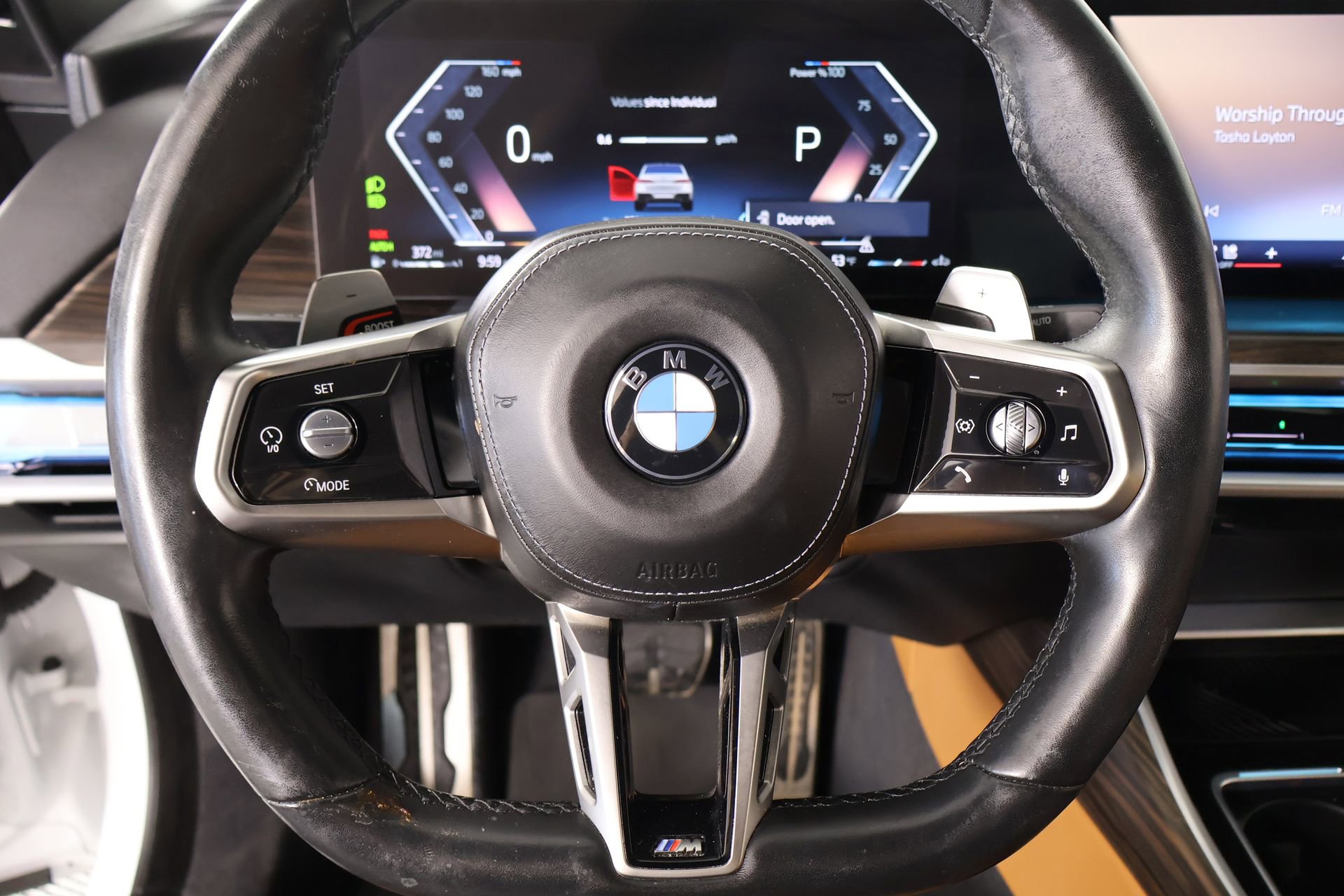 Used 2023 BMW 740i w/ Parking Assistance Package image 3