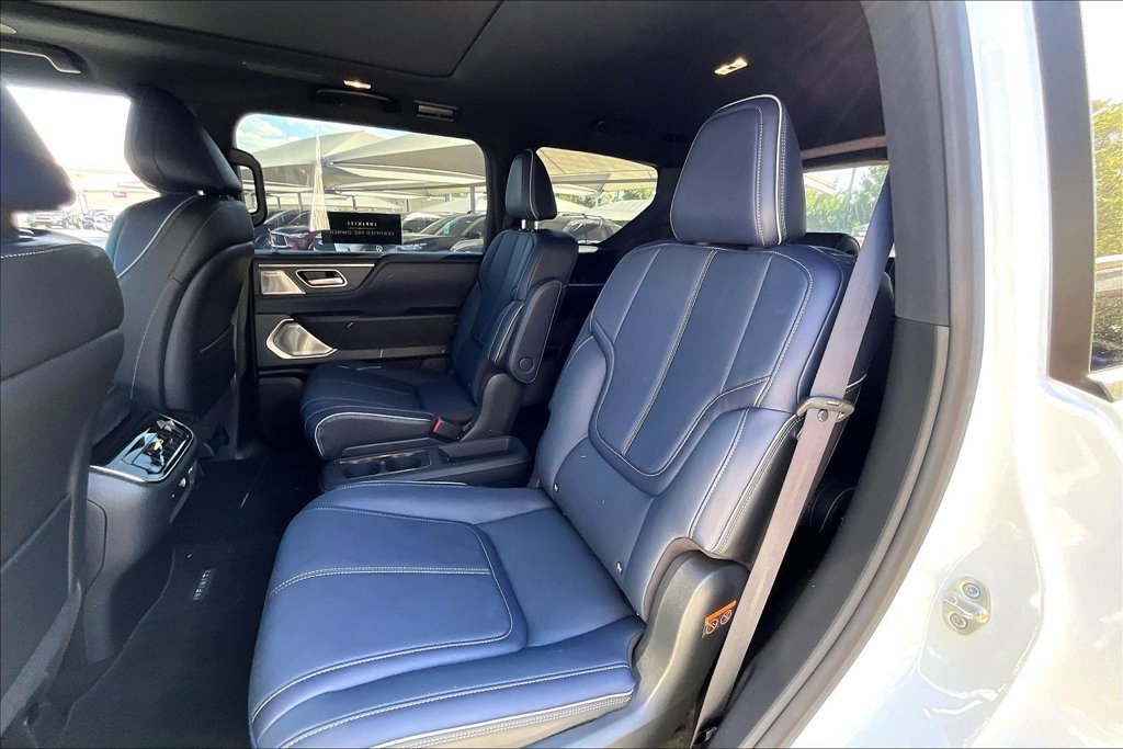 Certified 2026 INFINITI QX80 4WD w/ Sport Exterior Package image 35