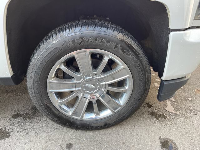 Used 2018 Chevrolet Silverado 1500 High Country AWD/4WD image 38