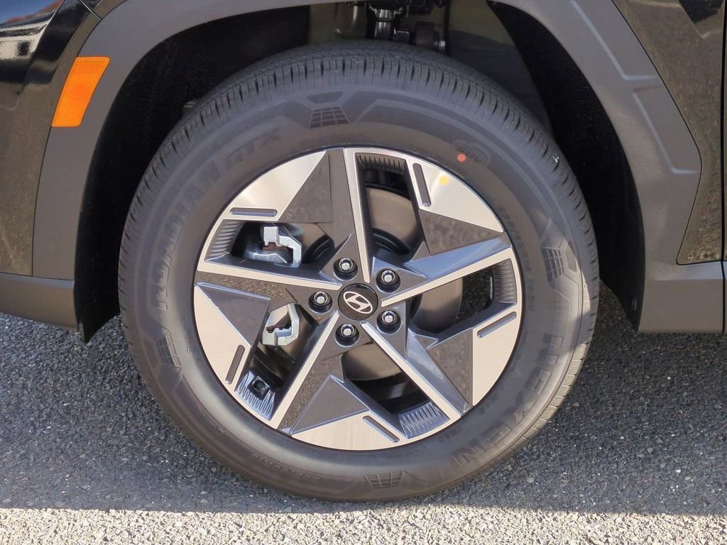 Certified 2025 Hyundai Tucson SEL AWD/4WD image 9