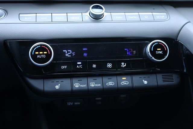 Used 2023 Hyundai Elantra SEL w/ Convenience Package image 19