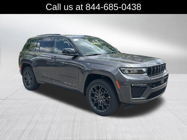 New 2026 Jeep Grand Cherokee Summit w/ Obsidian Package AWD/4WD image 3
