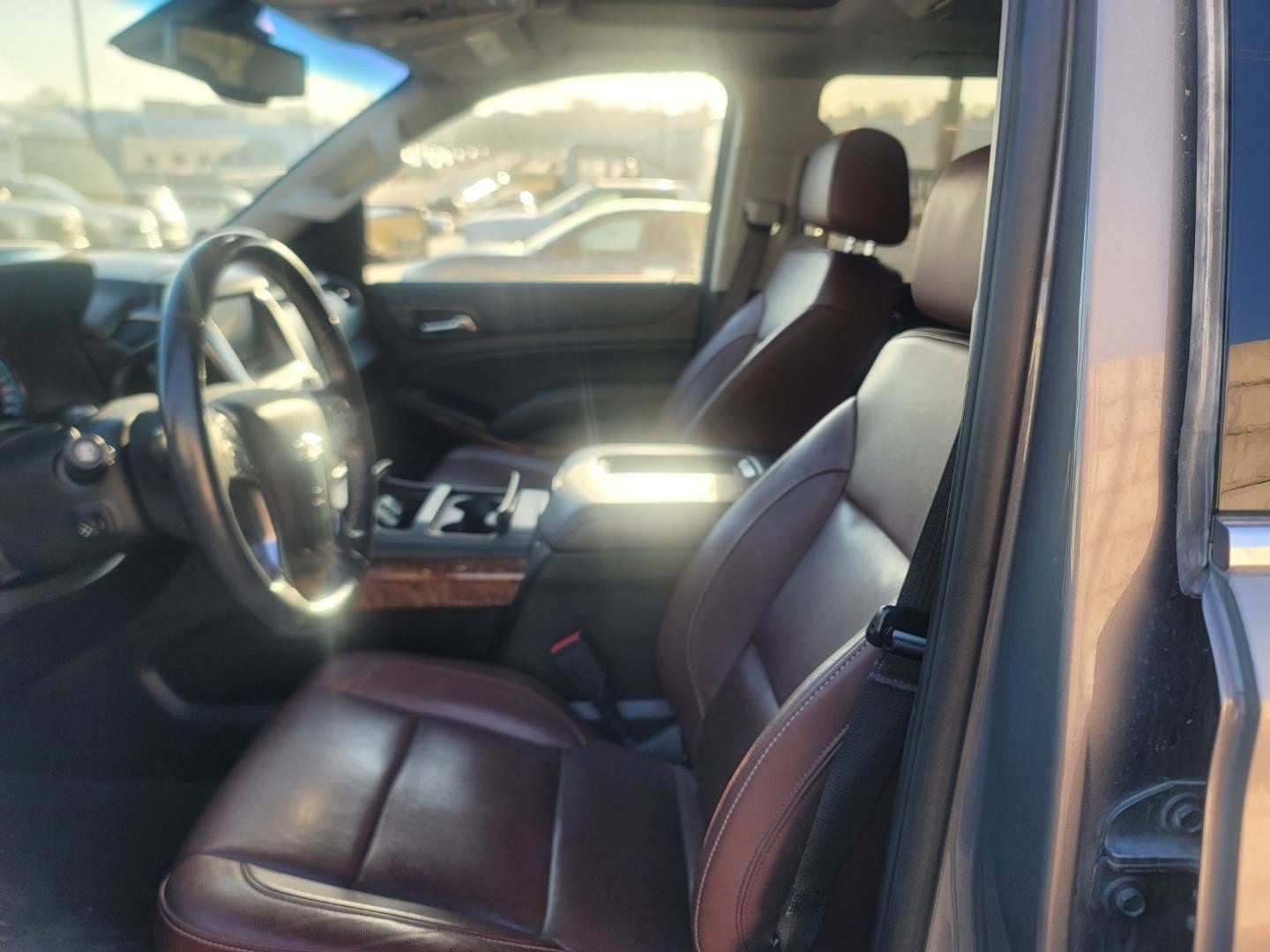 Used 2019 Chevrolet Suburban Premier w/ Premier Plus Edition AWD/4WD image 5