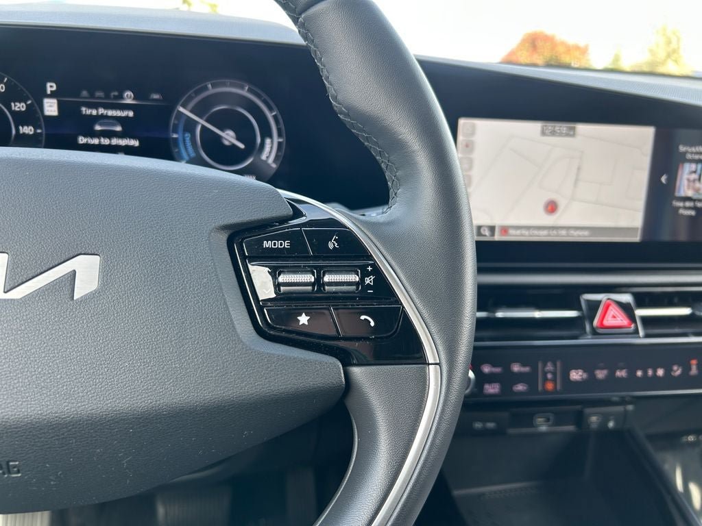 Used 2025 Kia Niro Wind FWD image 18