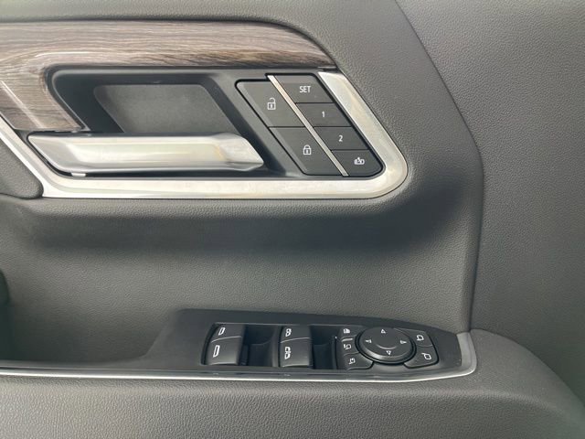 Used 2026 Chevrolet Silverado 2500 LTZ w/ LTZ Premium Package image 30