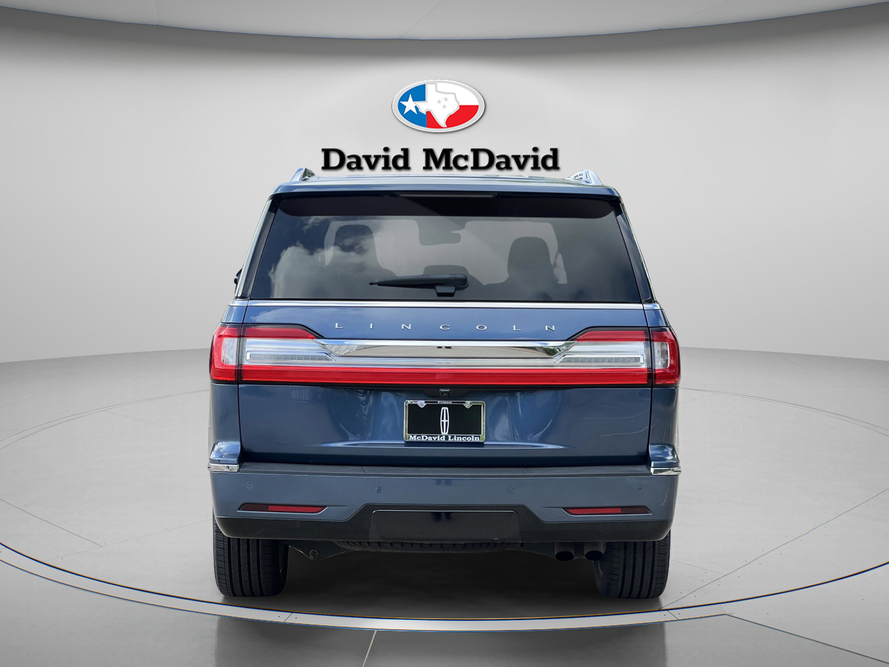 Used 2020 Lincoln Navigator Reserve w/ Luxury Package image 11