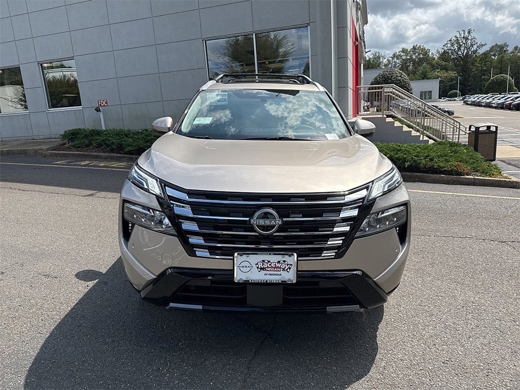 New 2026 Nissan Rogue Platinum image 2