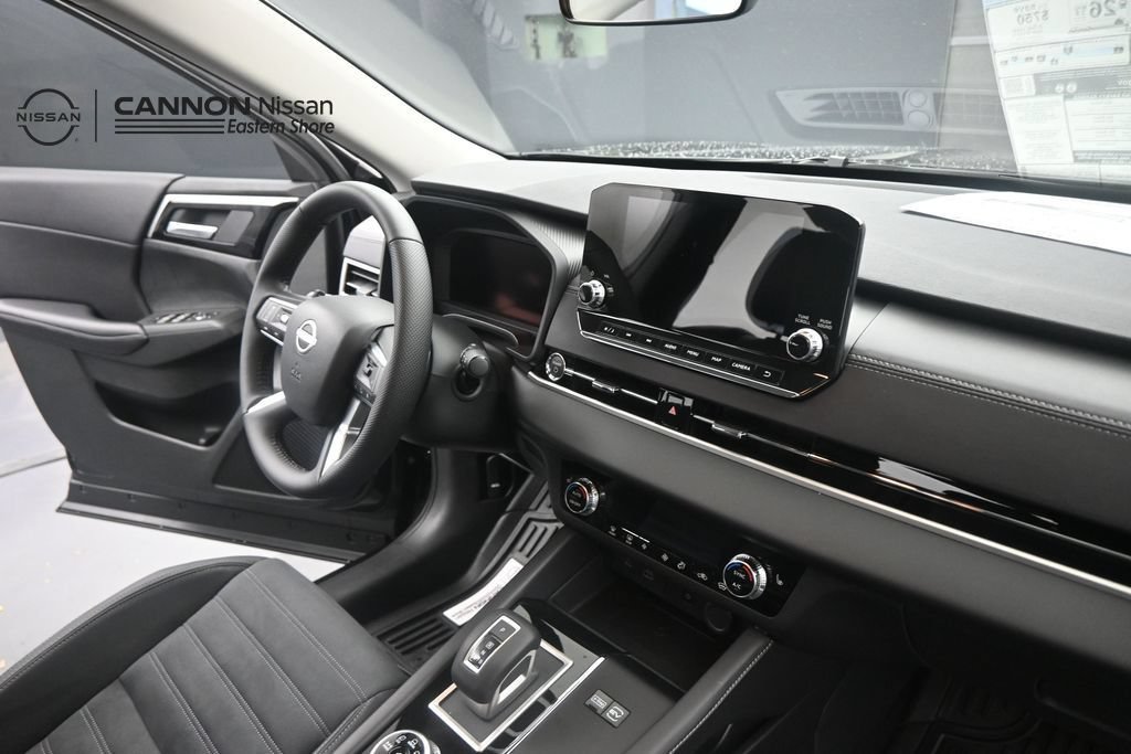 New 2026 Nissan Rogue SL AWD/4WD image 23