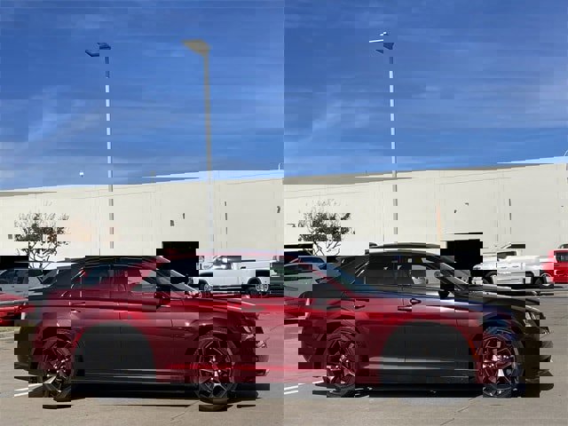 Used 2023 Chrysler 300 Touring w/ Sport Appearance Package image 3