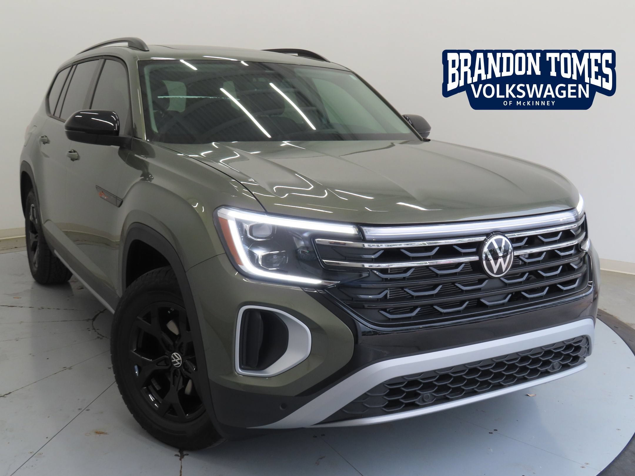 New 2026 Volkswagen Atlas Peak Edition
