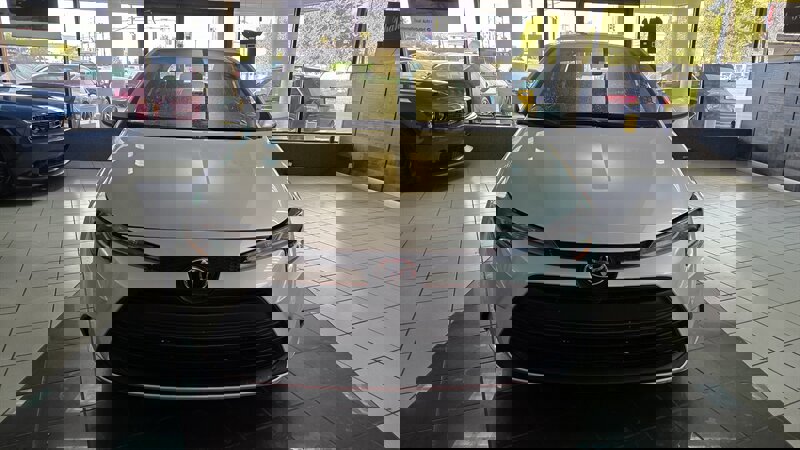 Used 2023 Toyota Corolla LE image 3