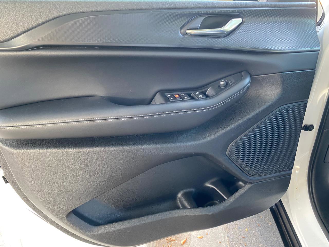 Used 2024 Jeep Grand Cherokee Laredo X w/ Trailer Tow Package AWD/4WD image 23