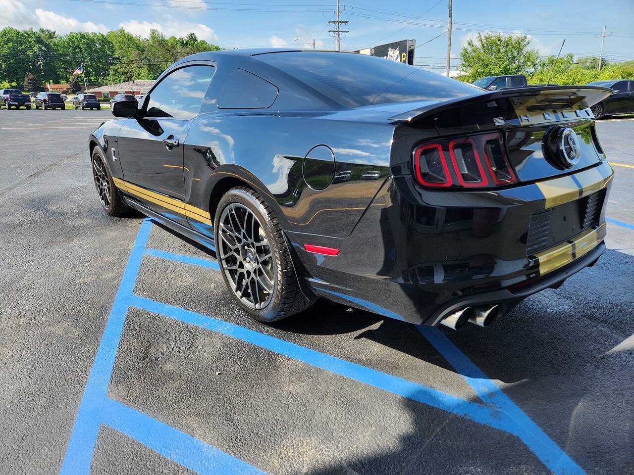 Used 2014 Ford Mustang Shelby GT500 w/ Equipment Group 821A RWD image 5