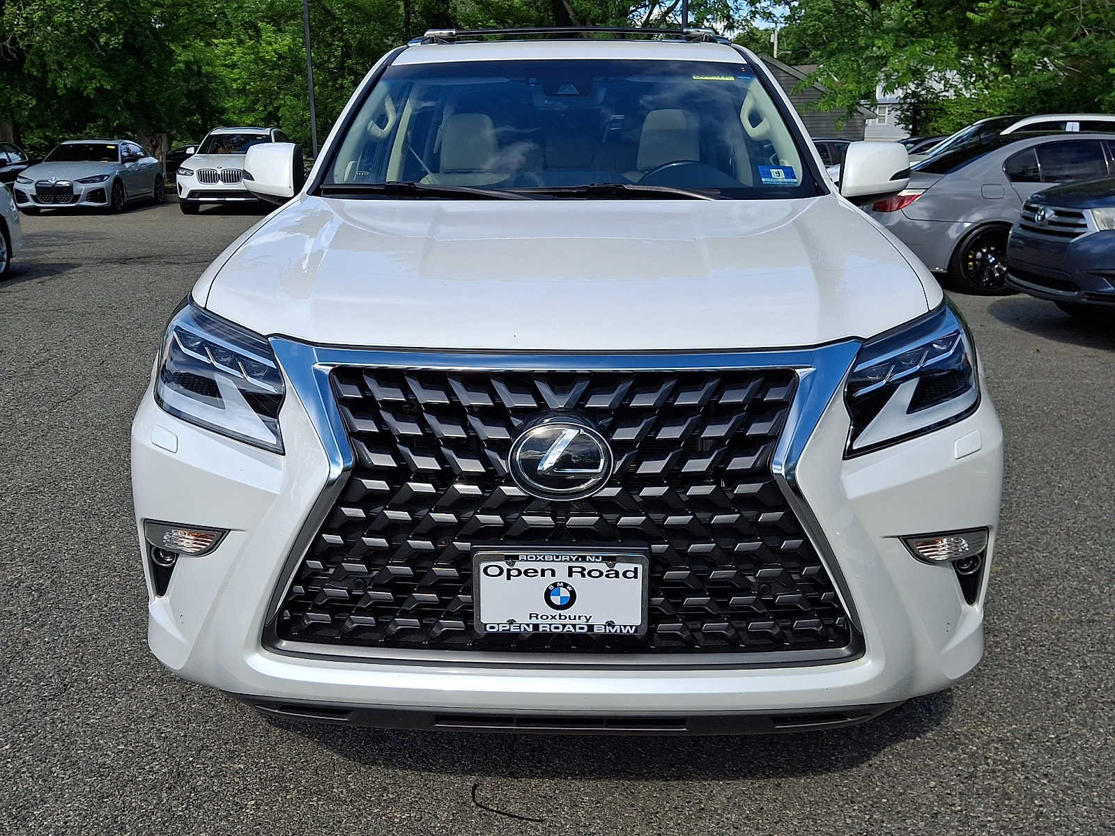 Used 2020 Lexus GX 460 Premium w/ Premium Package AWD/4WD image 2