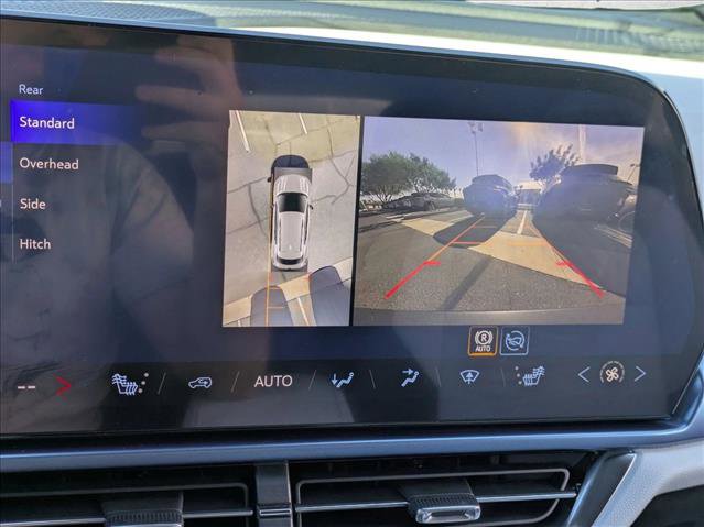 New 2026 Chevrolet Equinox EV LT image 13