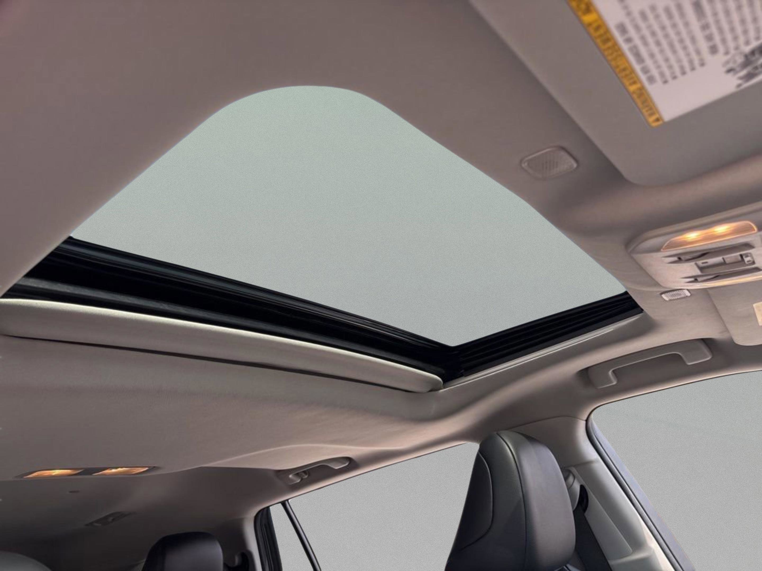 Certified 2024 Toyota Highlander XLE image 8