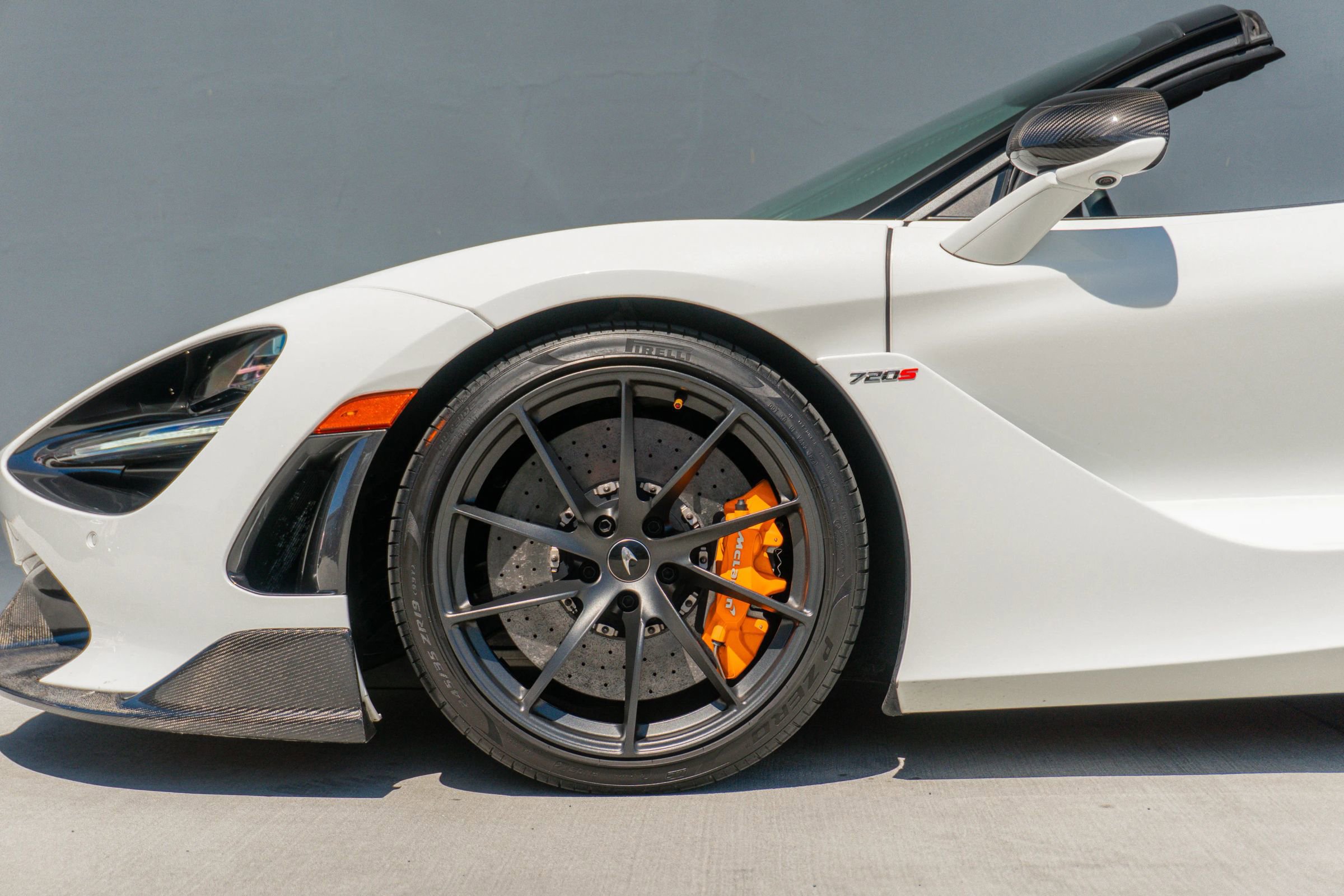 Used 2021 McLaren 720S Spider image 47