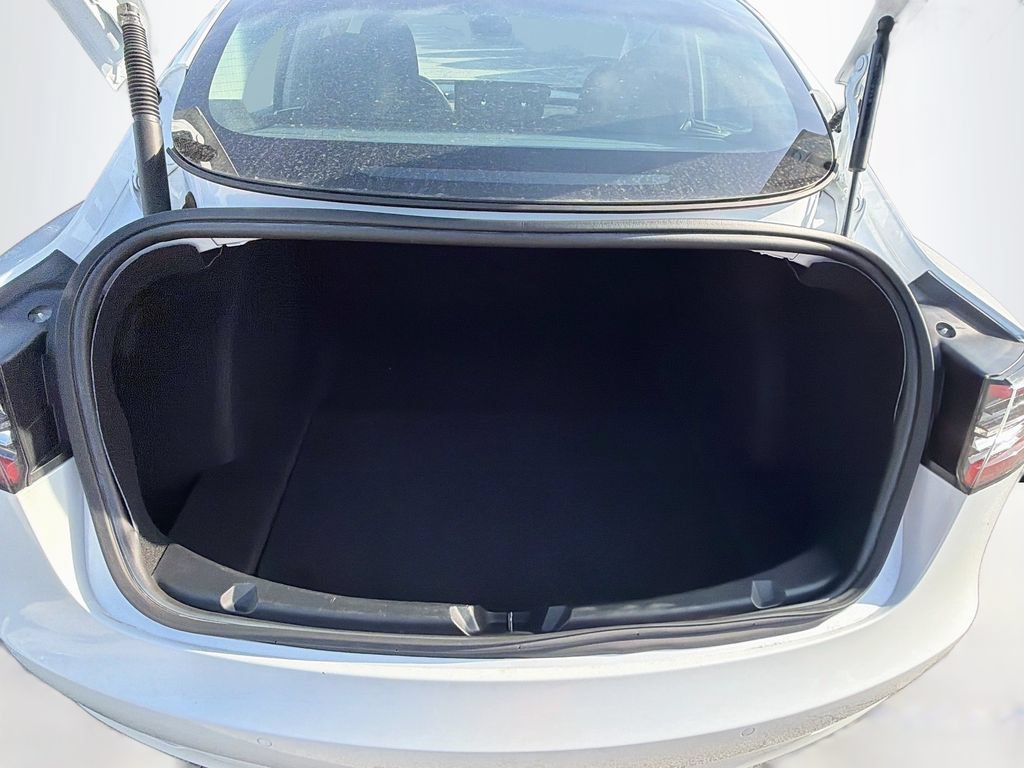 Used 2022 Tesla Model 3 Standard Range RWD image 28