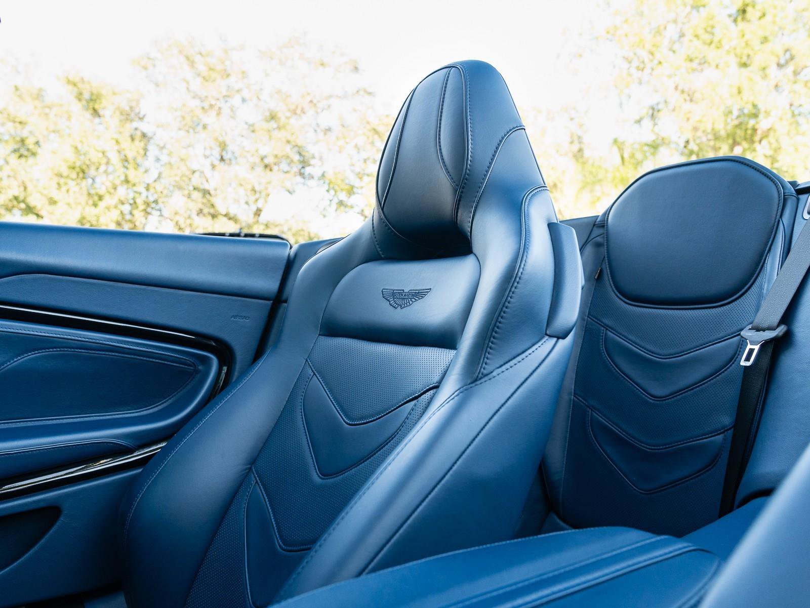 Used 2020 Aston Martin DBS Superleggera Volante image 17