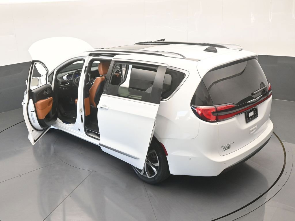 Used 2024 Chrysler Pacifica Pinnacle image 81