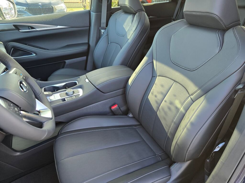 New 2026 INFINITI QX60 Luxe w/ Cargo Package image 21