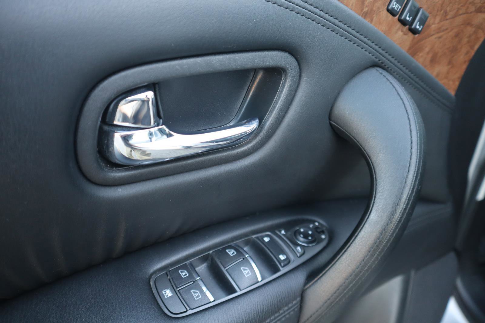 Used 2022 Nissan Armada SL image 17