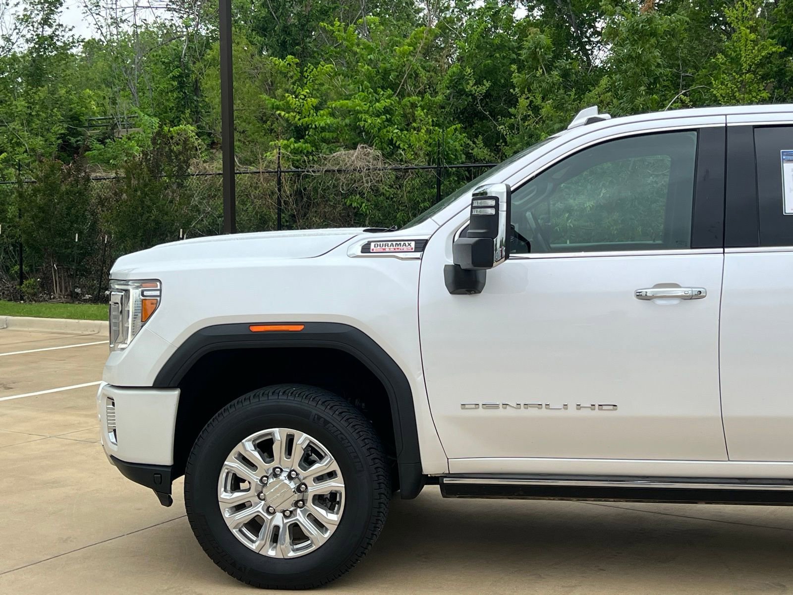 Used 2022 GMC Sierra 2500 Denali w/ Denali Ultimate Package AWD/4WD image 8